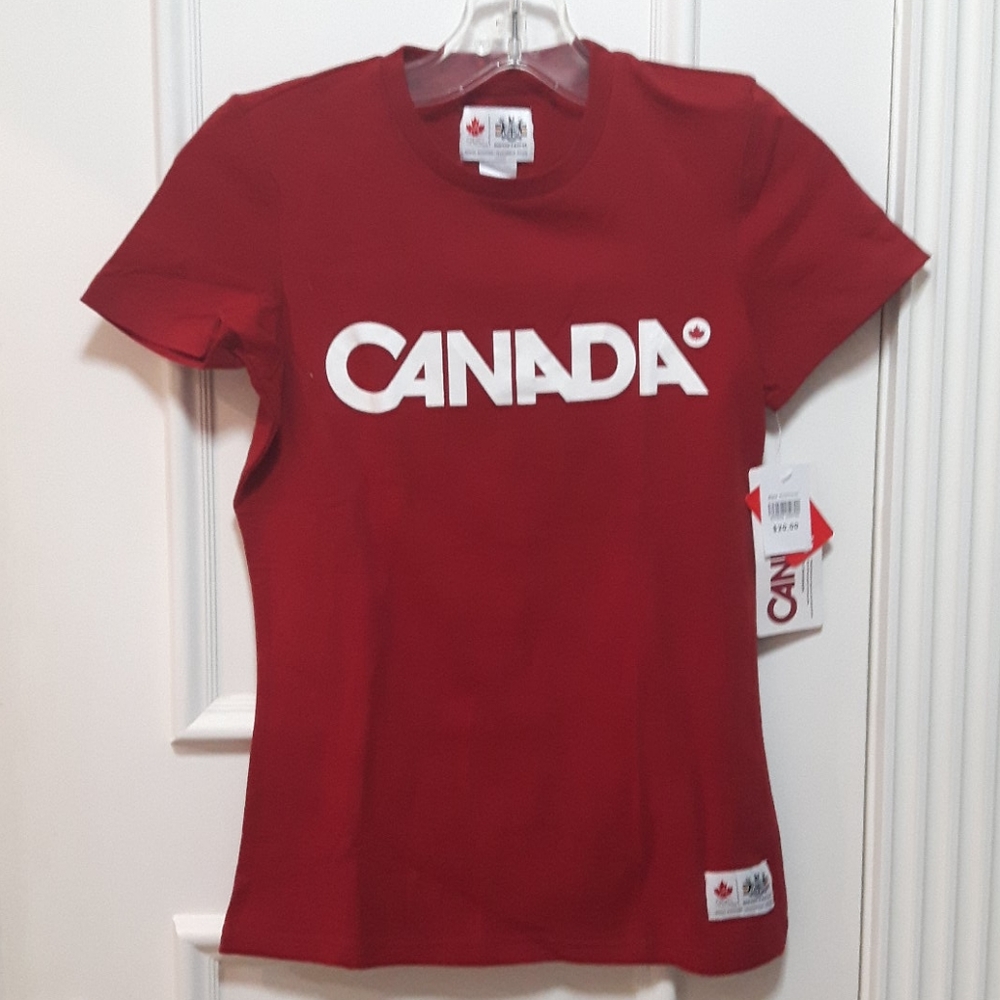 🛍️ Red canada 2010 Olympics t shirt